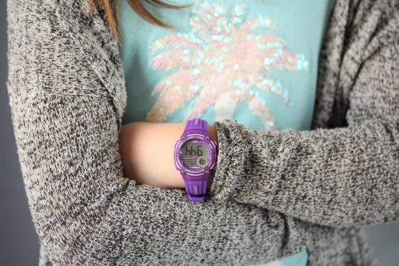 Purple Digital Watch for Kids - Swimming Timer with Stopwatch FIBEX76IP005