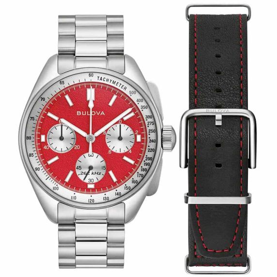 Limited edition chronograph from Bulova with red dial and extra leather strap - Lunar Pilot Blood Moon | 96K115